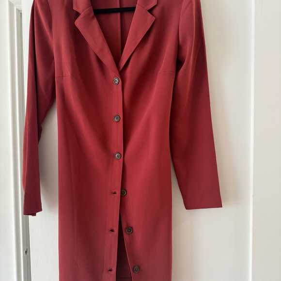 Red Business Overcoat/dress - Picture 2 of 4